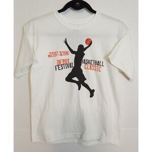 Basketball Graphics White T-Shirt Kids Medium